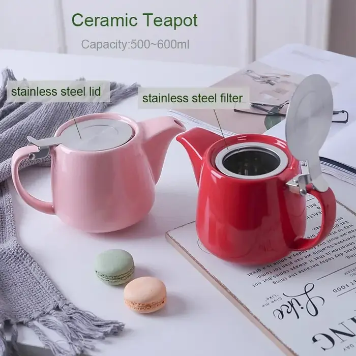Théière en céramique japonaise avec filtre en acier inoxydable