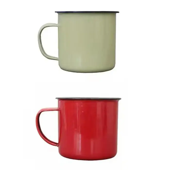 Tasse à café en émail faite à la main