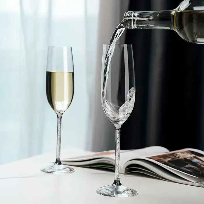 Ensemble de tasses à Champagne en cristal de diamant européen