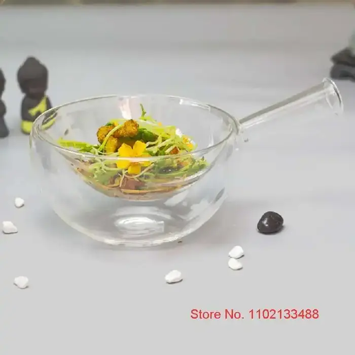 Bols à salade en verre faits à la main
