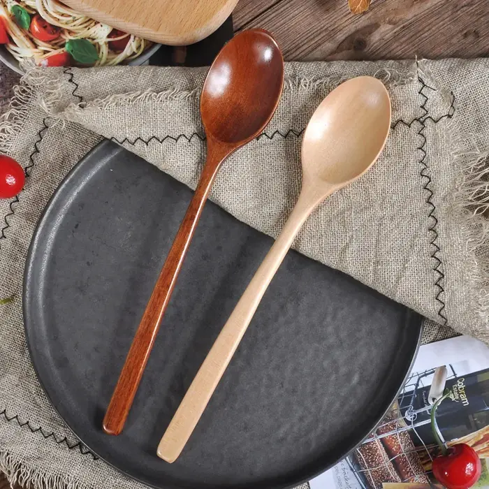 Cuillère à thé en bois