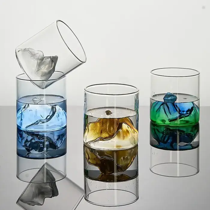 Corlor montagne verre