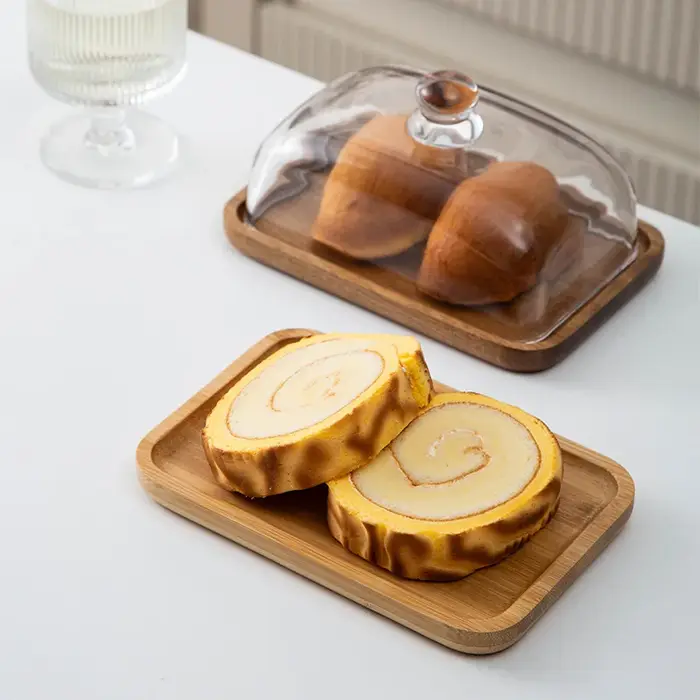 Assiette à gâteau en bambou et bois