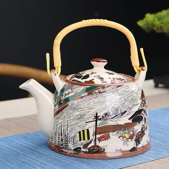 Théière japonaise en céramique peinte à la main