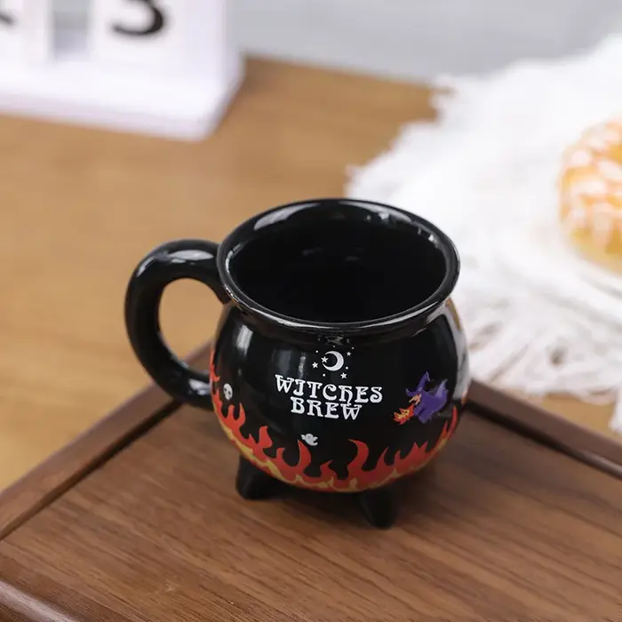 Tasse à chaudron de brassage de sorcières