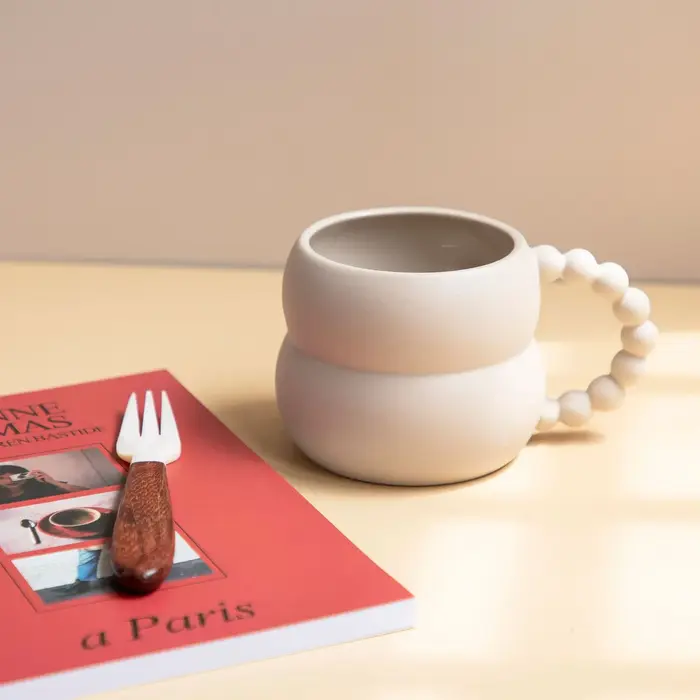 Tasse en céramique créative