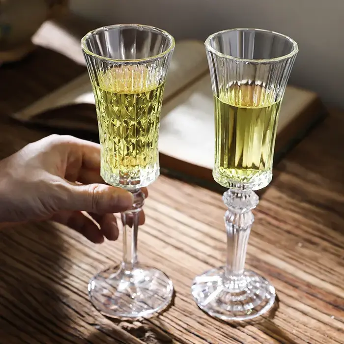 Verre à Champagne rayé rétro français