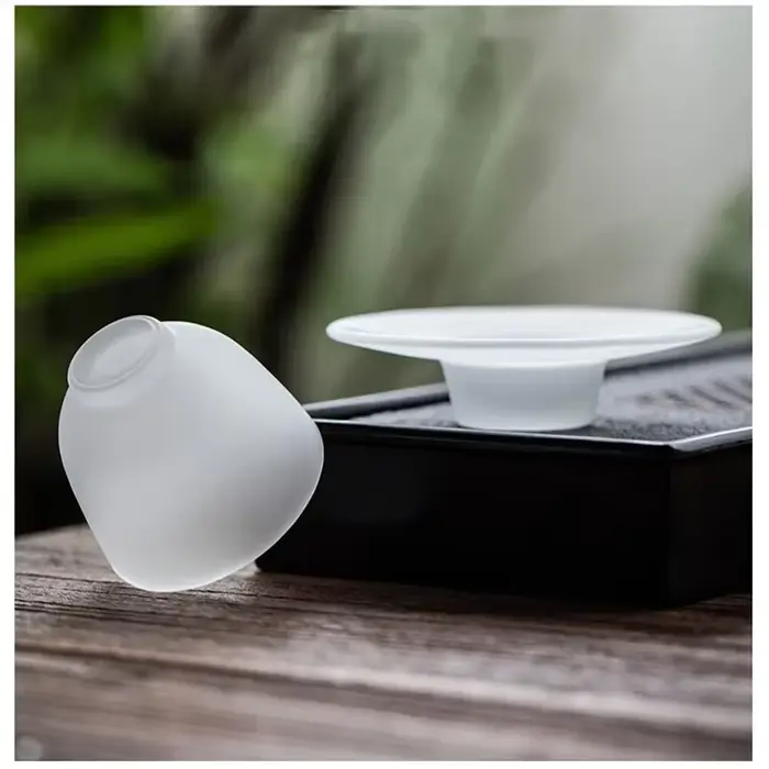 Tasses à thé givrées en forme de nuage