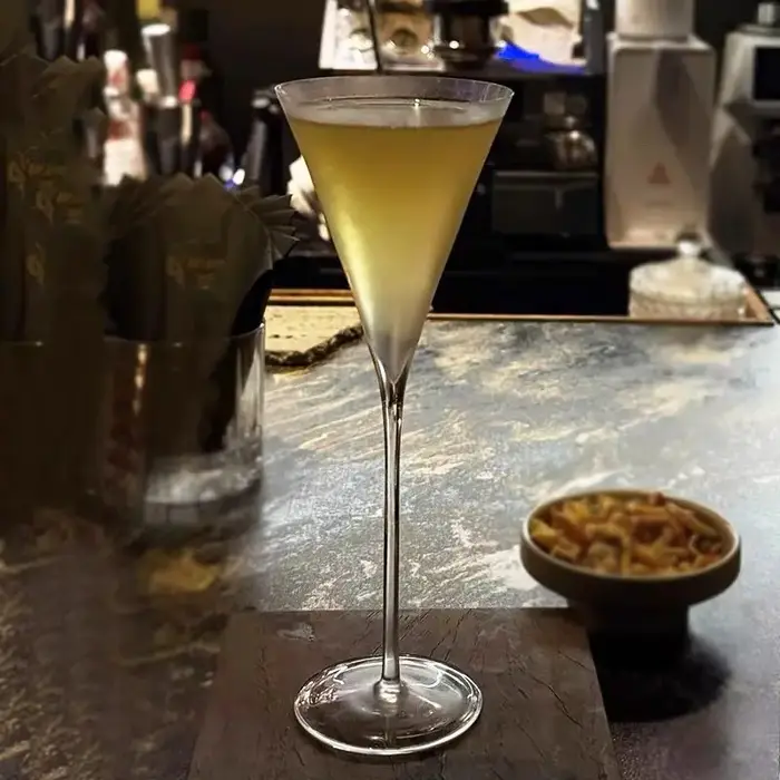 Verre à Martini Kimura fait main, verre à champagne, verre à cocktail