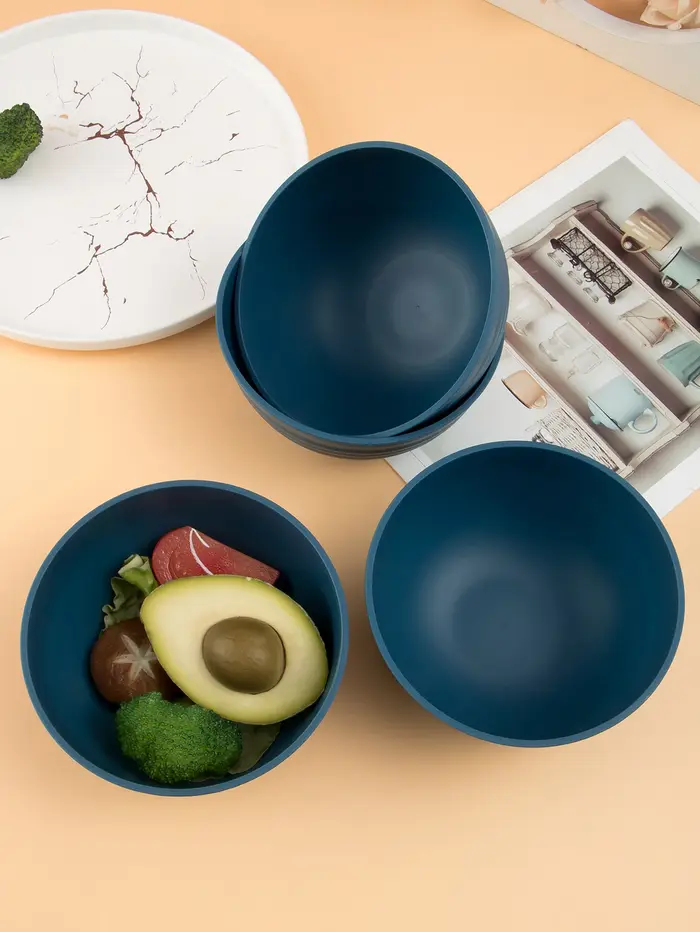 Ensemble de couverts avec tasses