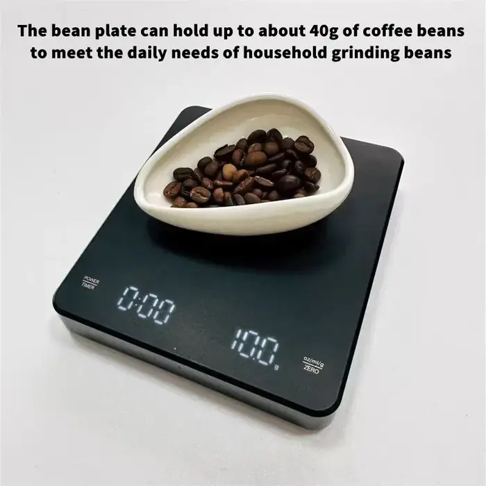 Plateaux de dosage de grains de café et vaporisateur de plats