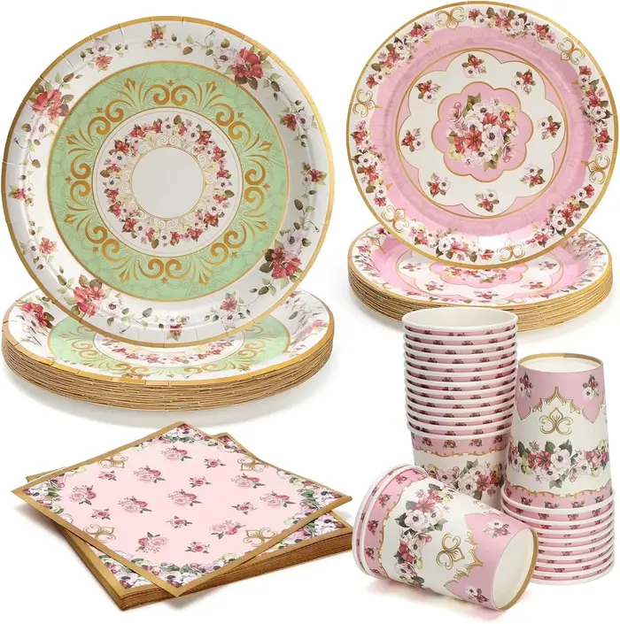 Vaisselle de fête du thé