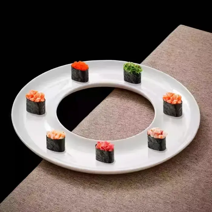 Assiette circulaire en céramique