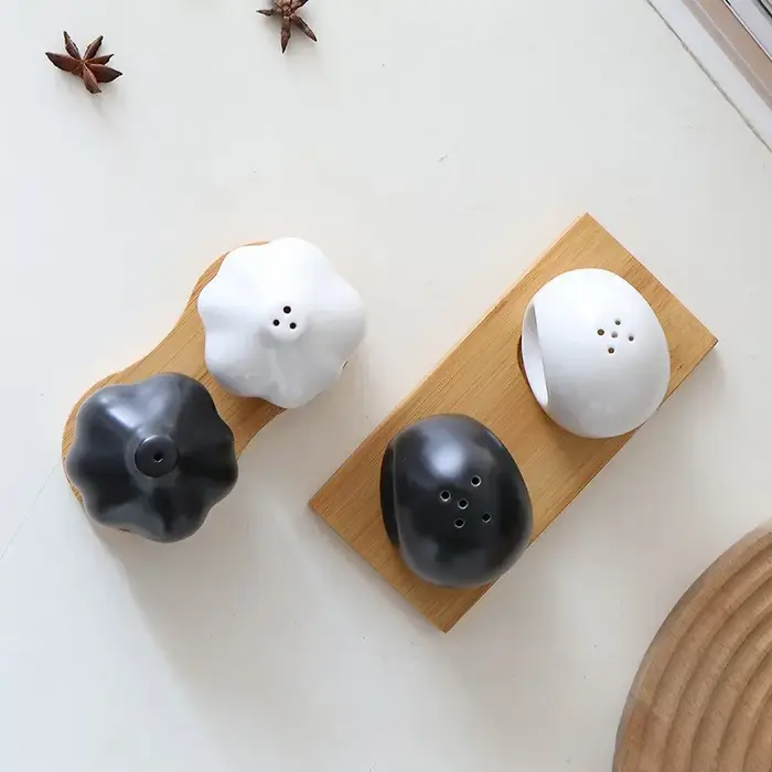 Ensemble de bouteilles d'assaisonnement en céramique japonais Simple