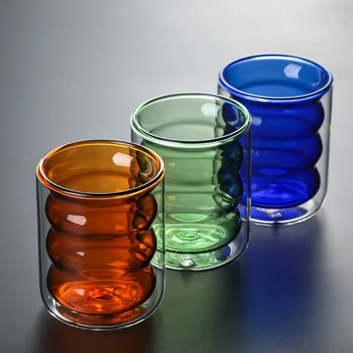 Tasse en verre en forme de vague résistante à la chaleur