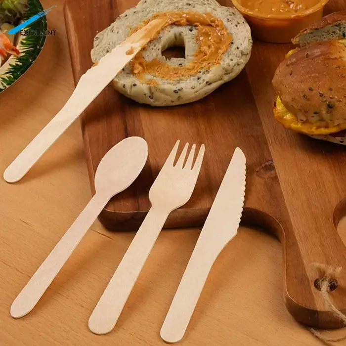 Couteaux en bois jetables