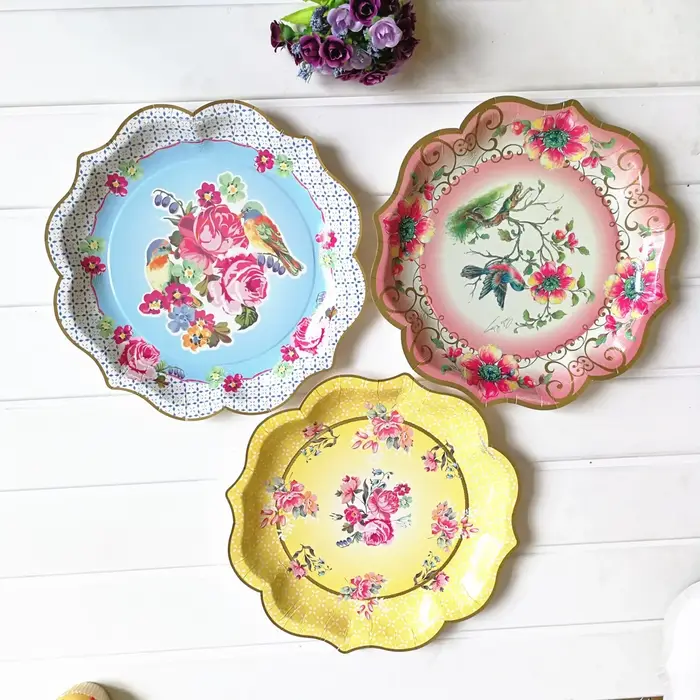 Assiette chinoise en porcelaine bleue et blanche