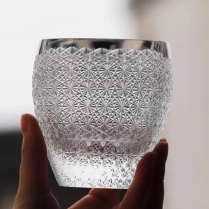 Tasse en verre de cristal gypsophile avec boîte en bois