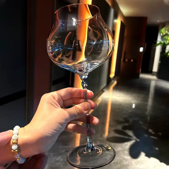 Verres à vin rouge nickel é de grande capacité
