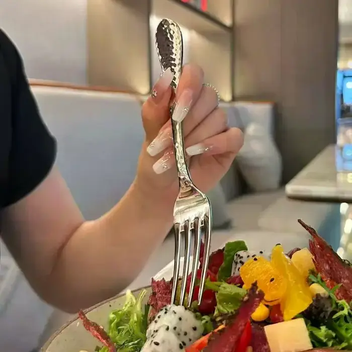 Fourchette à dîner en acier inoxydable