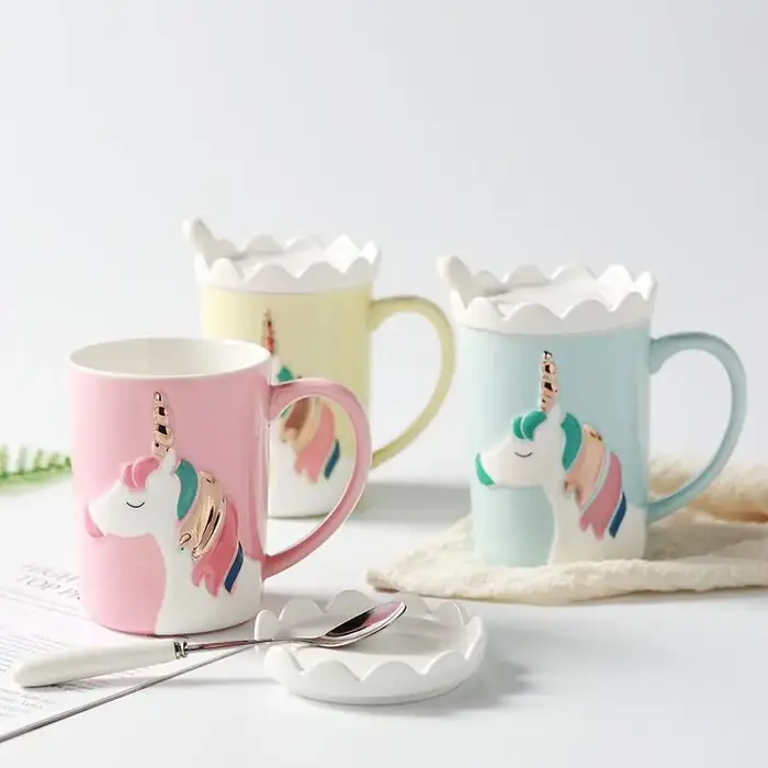 Tasse à café nordique licorne, tasse d'eau potable avec couvercle et cuillère, roman créatif, cadeau