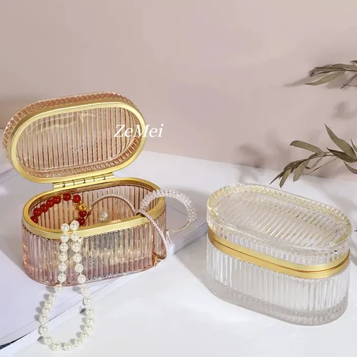 Pot de rangement en verre
