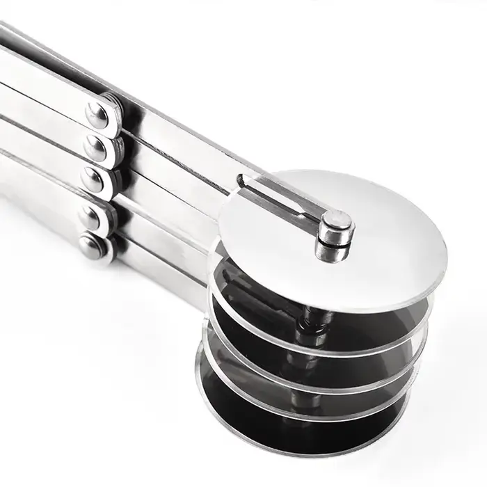 Couteau à pâtes latéral