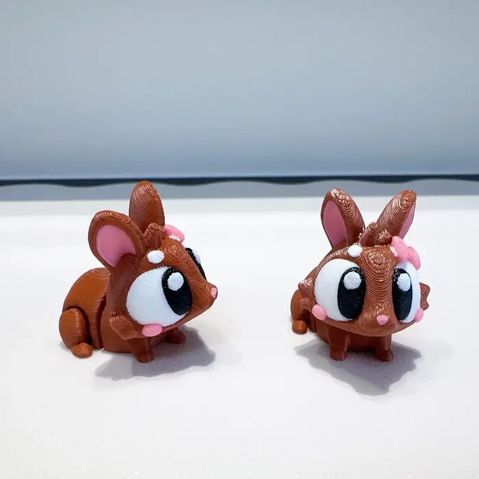 Modèle d'œuf de lapin et de lapin coloré