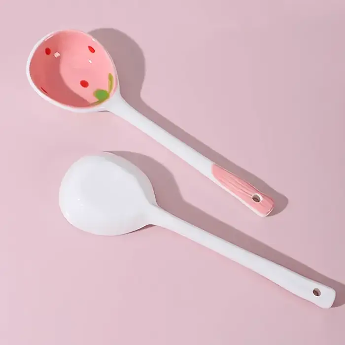 Cuillère à soupe en céramique fraise Kawaii