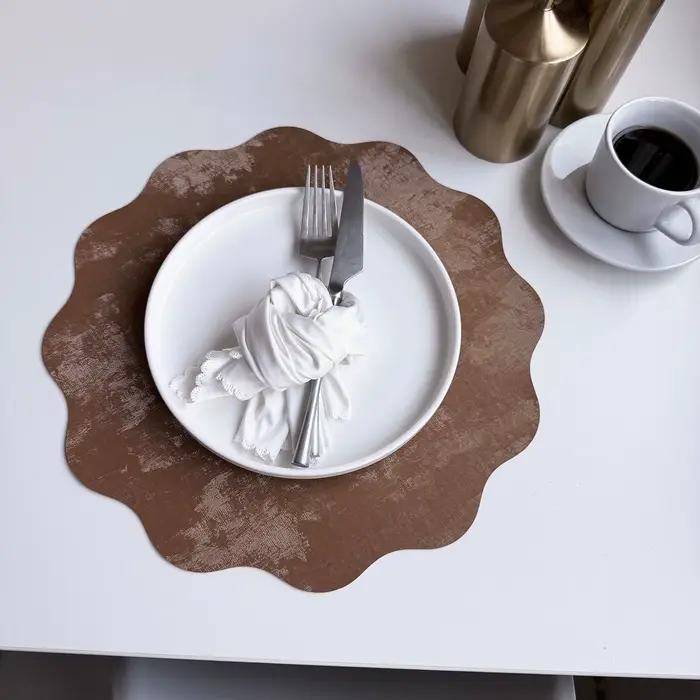 Sous-plat en similicuir velours