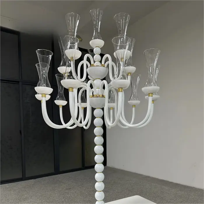Grand support d'ouragan en verre de cristal blanc