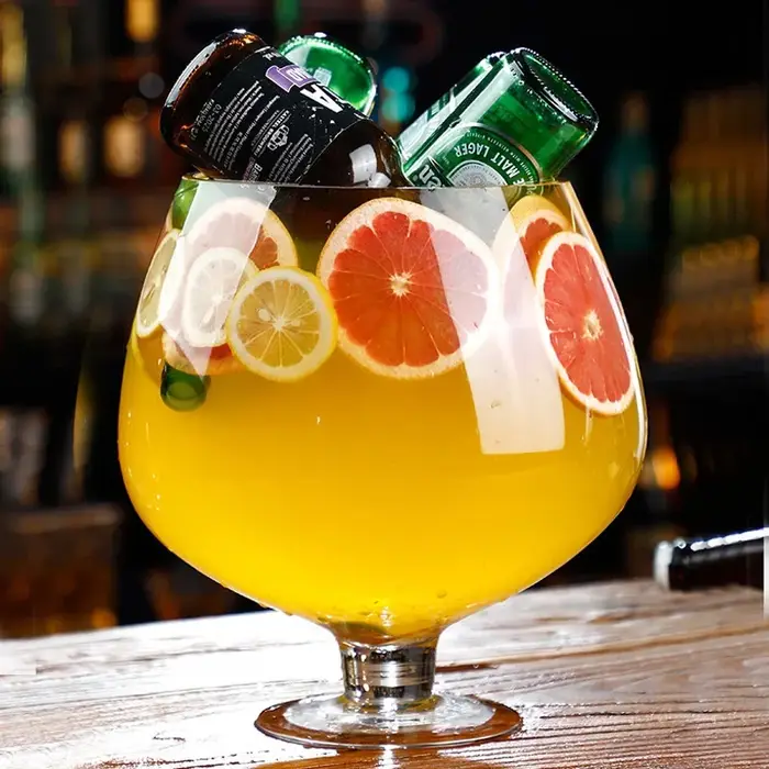 Verre à bière surdimensionné géant Overlord