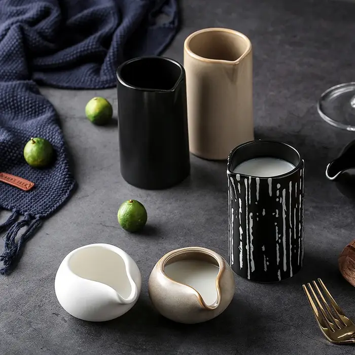 Pot en céramique de style européen