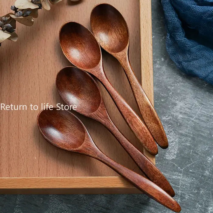 Ustensiles de cuisine couverts en bois cuillère