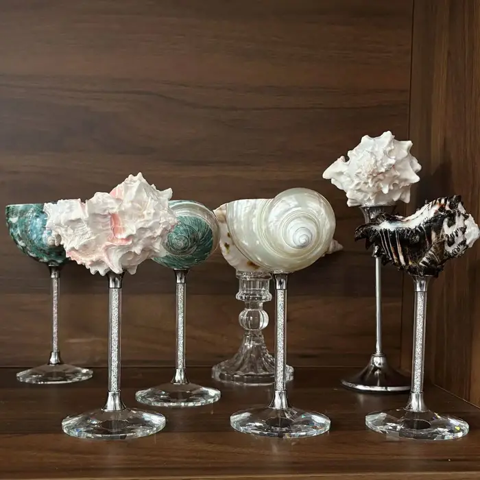 Verre à vin artisanal en coquillage naturel