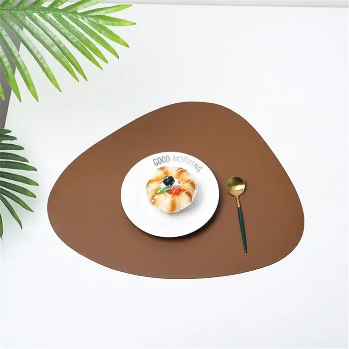 Napperon triangulaire en cuir, tapis de Table à manger de cuisine, coussin de Steak, tampons antidér