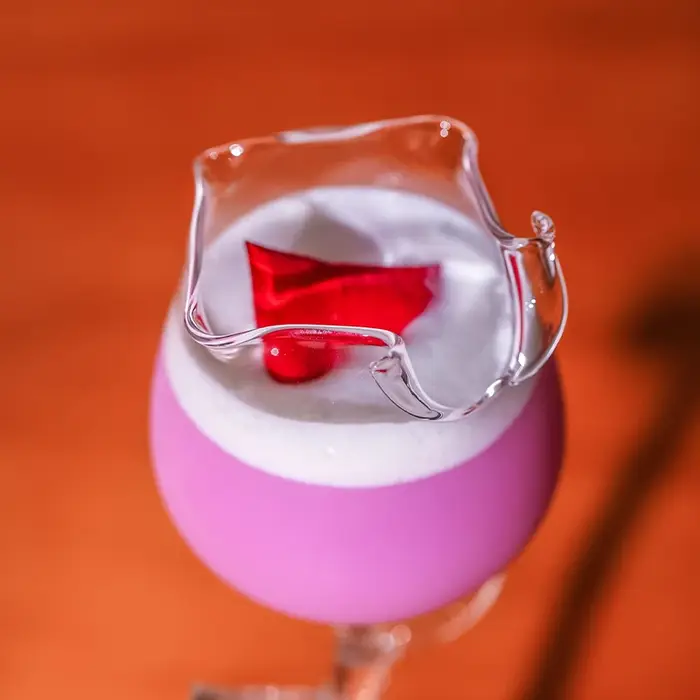 Verre à champagne en forme de rose