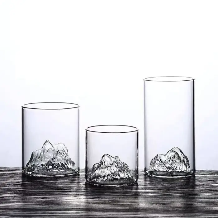 Tasse en verre esthétique