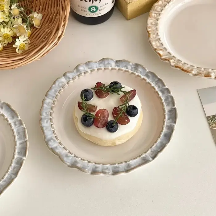 Assiette à manger rétro française