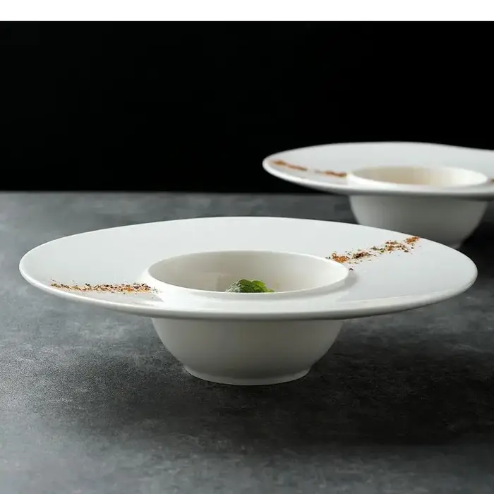 Assiette à dîner ronde en céramique