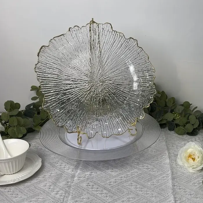 100 pièces de sous-assiettes transparentes décoratives de 33 cm pour la table
