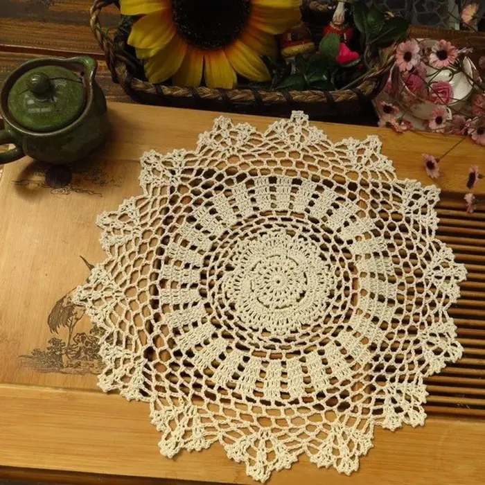 Napperon rond crocheté à la main en coton Vintage