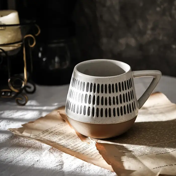 Tasse en céramique créative peinte à la main