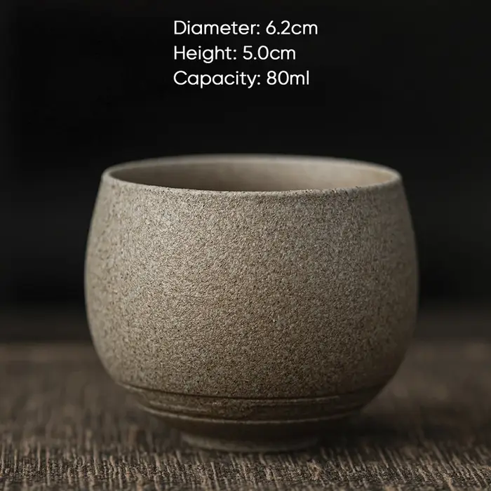 Tasse à thé en céramique faite à la main