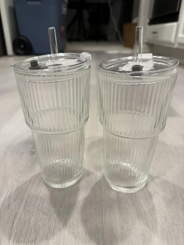 Lot de 2 gobelets à café glacé avec paille et couvercle